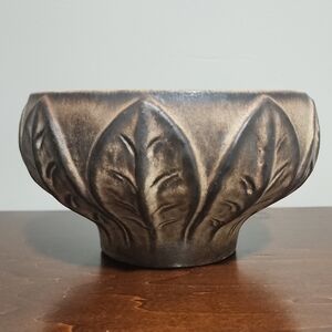 Beautiful Earth Tone Leaf Motif Decorative Dish
